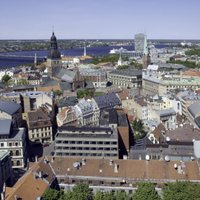 Satiksmes negadījumos Rīgā cietuši trīs gājēji