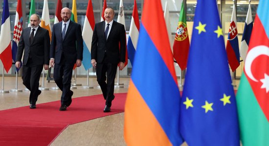 Все еще без мирного договора. Во что уперлись переговоры по Карабаху между Азербайджаном и Арменией