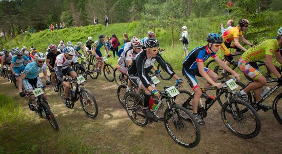 Kādreizējais biatlonists Zīmelis kļūst par Latvijas čempionu MTB maratonā