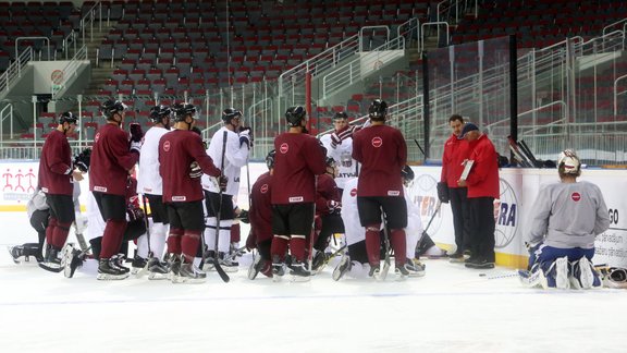 Latvijas hokeja izlases pirmais treniņš - 12