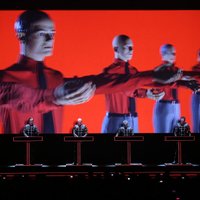 'Kraftwerk' uzsāk astoņu koncertu sēriju Londonas 'Tate Modern'