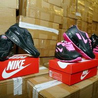 VID novērš 24 528 viltotu 'Nike' apavu pāru nonākšanu tirgū