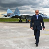 Putins devis rīkojumu atvilkt spēkus no Ukrainas robežas, vēsta Kremlis