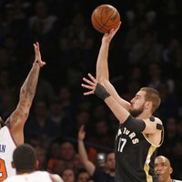 'Knicks' bez Porziņģa piekāpjas Valančūnam un 'Raptors'