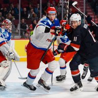ВИДЕО: Российские хоккеисты проиграли США в полуфинале молодежного ЧМ