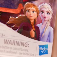 'Hasbro' zīmola stāsts: no lupatu penāļiem un 'Kartupeļgalvas' līdz princesei Elzai