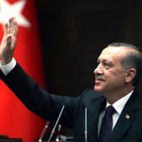 Turcijā no darba atlaisti vēl 25 policijas priekšnieki