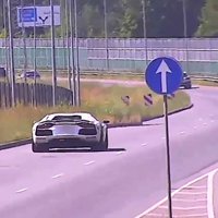 Video: Ar 190 km/h pār Dienvidu tiltu – policija soda vairākus dzīvesstila rallistus