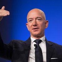 'Amazon' vadītājs Bezoss gada laikā dubultojis savu bagātību un kļuvis par ASV turīgāko cilvēku