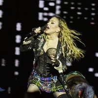 Madonna pludmales bezmaksas koncertā sapulcina 1,6 miljonus fanu