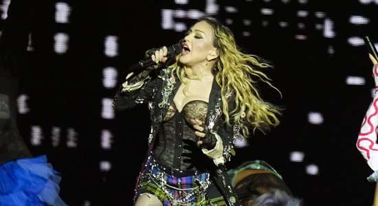 Madonna pludmales bezmaksas koncertā sapulcina 1,6 miljonus fanu