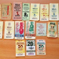 ФОТО: Редкая коллекция билетов на общественный транспорт - от копеек до латов