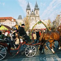 Lieldienu tirdziņi un svinības Čehijā