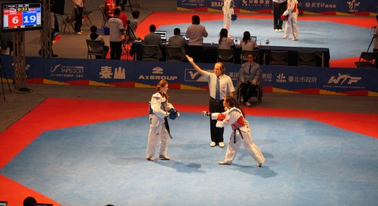 Latvijas taekvondo cīkstone Inese Tarvida iekļūst PČ pusfinālā un nodrošina medaļu