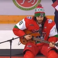 Video: Majone KHL Zvaigžņu spēli izdaiļo ar muzikālu priekšnesumu