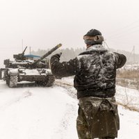 Ukraiņu pozīcijas Doņeckas lidostā noturētas, ziņo Kijeva