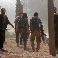 Uzlidojumos Sīrijā nogalināti 25 džihādisti