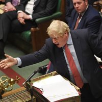 Премьер-министр Британии Борис Джонсон помещен в отделение реанимации из-за коронавируса