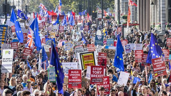 Londonas protesta gājiens, pieprasot otru Brexit balsojumu - 5