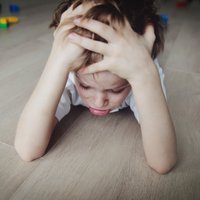 Skaidro speciālists: kā tikt galā ar bērna dusmu izvirdumiem