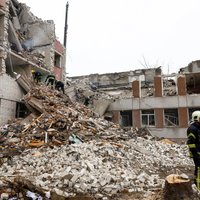 Российский удар по Чернигову: число жертв выросло до 14, повреждены несколько многоэтажных домов. Что известно