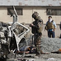 Афганская смертница взорвала автобус: погибли 8 иностранцев