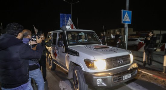 'Hamās' atbrīvojis vēl 11 ķīlniekus