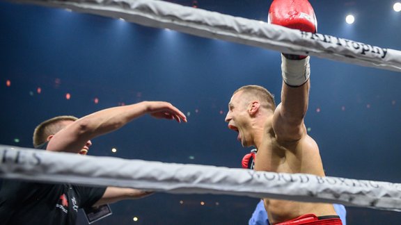 Bokss, WBSS pusfināls: Mairis Briedis - Kšištofs Glovackis