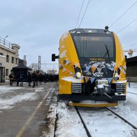 Отмена рейсов и опоздания поездов на Скултской линии связана с повреждениями новых электричек