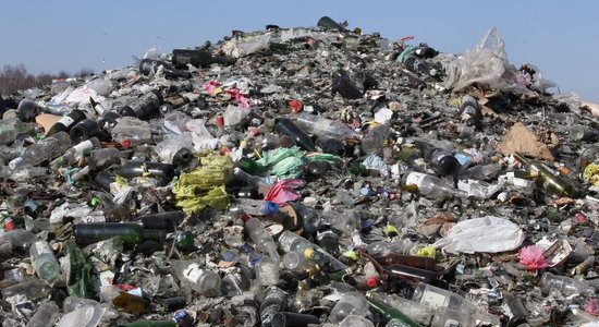 Идет сбор подписей против строительства мусоросжигательного завода в окрестностях Риги