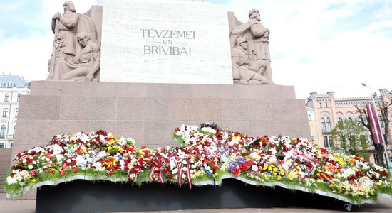 4 мая Латвия отмечает День восстановления независимости: подъем флагов, выставки, экскурсии, концерты