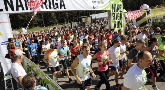 Noskaidroti Baltijā lielākā sporta un labdarības pasākuma 'Nike Riga Run' uzvarētāji