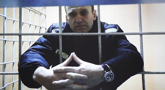 Для Навального запросили 20 лет колонии по "экстремистскому делу"