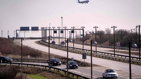 Zviedrijā meklē dāņu mašīnu sērijveida apskādētāju