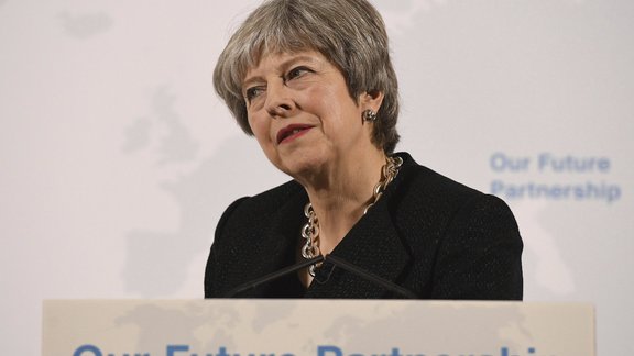 Theresa May, Terēza Meja