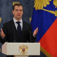 Медведев призвал НАТО к примирению