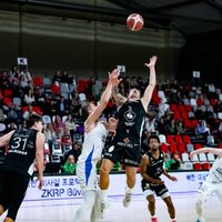 Valmieras basketbolisti zaudē arī Ziemeļu līgas trešajā mačā