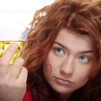 Alkohols un svētki – ko novēl jaunieši?