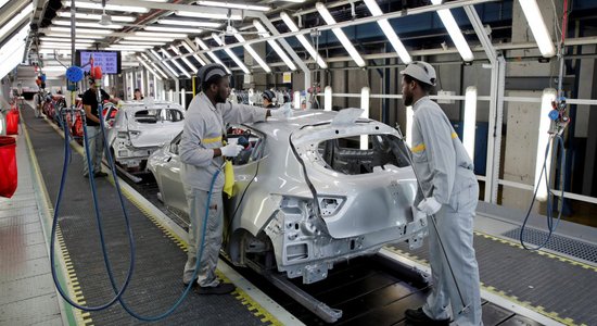 'Renault' plāno veidot jaunu elektrisko auto ražošanas struktūrvienību un sadarboties ar ķīniešiem
