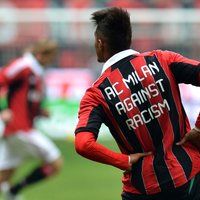 Par 'AC Milan' futbolistiem veltītajiem rasistiskajiem saukļiem piespriež reālu cietumsodu