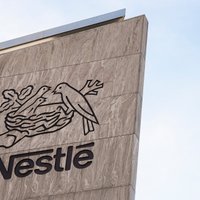 'Nestle' zīmola stāsts: stiklinieka dēls, kurš radīja 'bērnu miltus'
