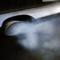 Atbalsta stingrāku oglekļa dioksīda emisiju standartu noteikšanu jaunajiem auto