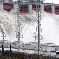 Россияне за 28 миллионов "подремонтируют" Плявиньскую ГЭС