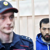 Депортированный из Киргизии подозреваемый во взрыве в метро Петербурга не признал вину