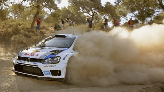 VW-WRC-2013-06-DR2-0046