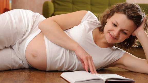 pregnant, grutnieciba, sieviete stavokli ar gramatu, book, woman