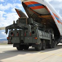 Erdogans vēlas kopā ar Krieviju ražot S-400 raķetes