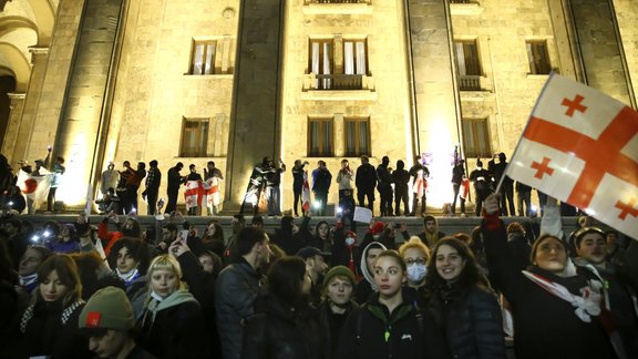 Gruzijā nerimst protesti - 6