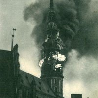 Vēsture pastkartēs: Pētera baznīca liesmās