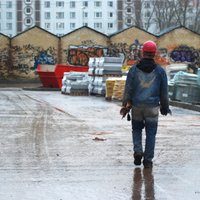 Экономисты: дефицит работников в Латвии существенно усилится